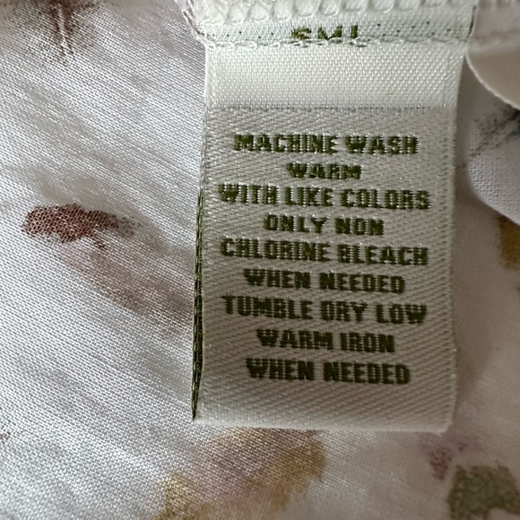 Orvis Feather Print Wrinkle-Resistant Cotton Button Down Shirt - Size 12 - Picture 9 of 12